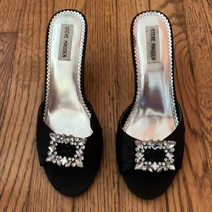 Steve Madden Storie Black Satin Heels Size 8.5